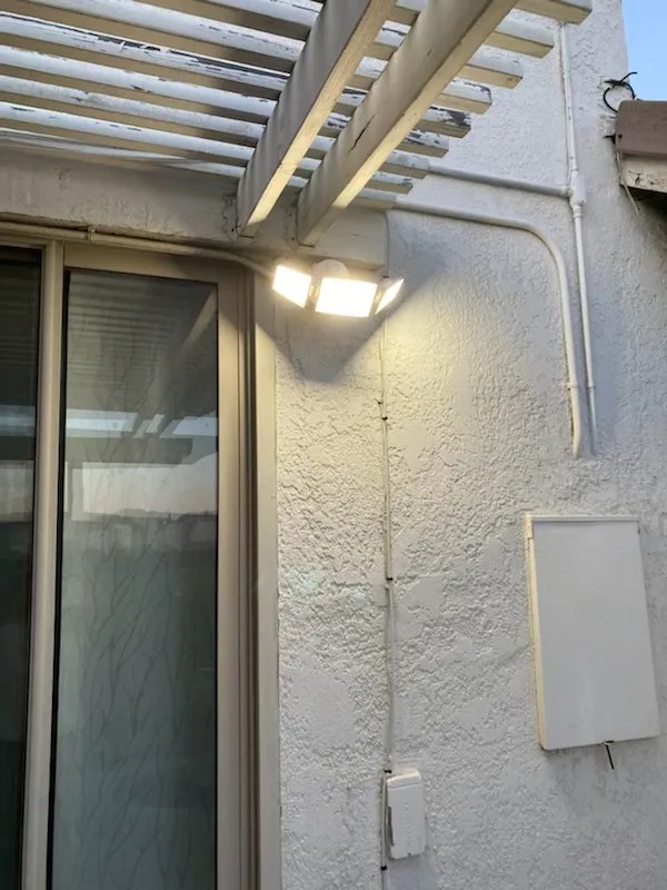 Slide of Trusty Handyman