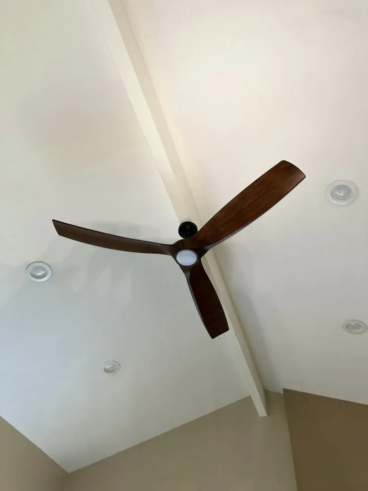 Professional electrician providing emergency electrical service in ,