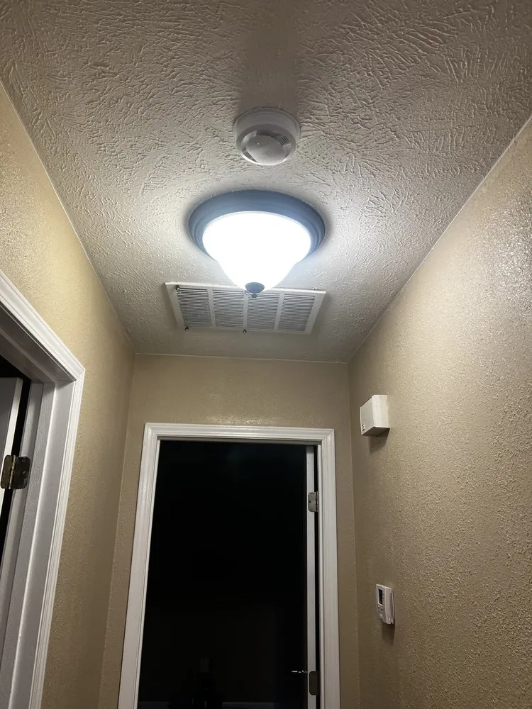 Reliable electrician providing lighting installation in Walnut Grove, MO - T's Electrical