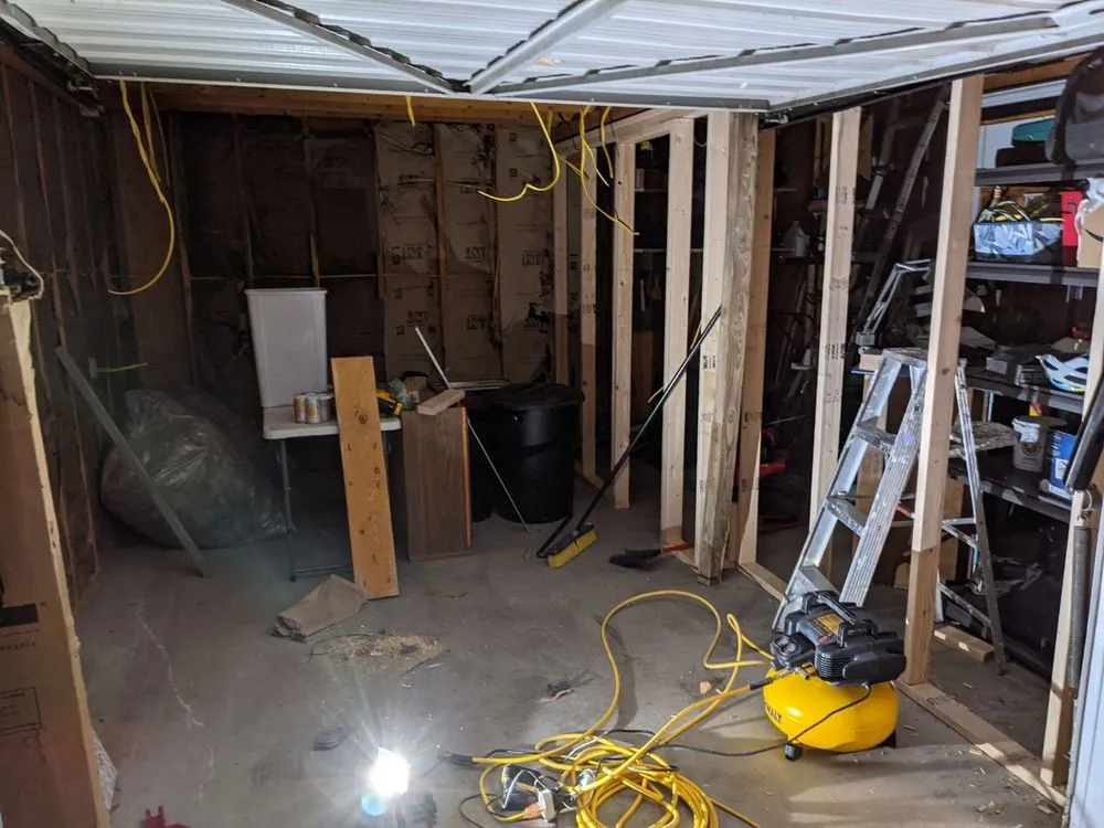 Slide of T&T Electrical