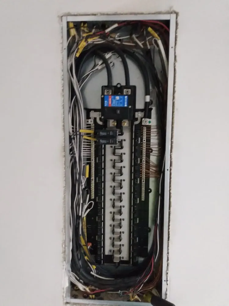 Licensed electrician providing emergency electrical service in Piney Flats, TN - TTS Electrical