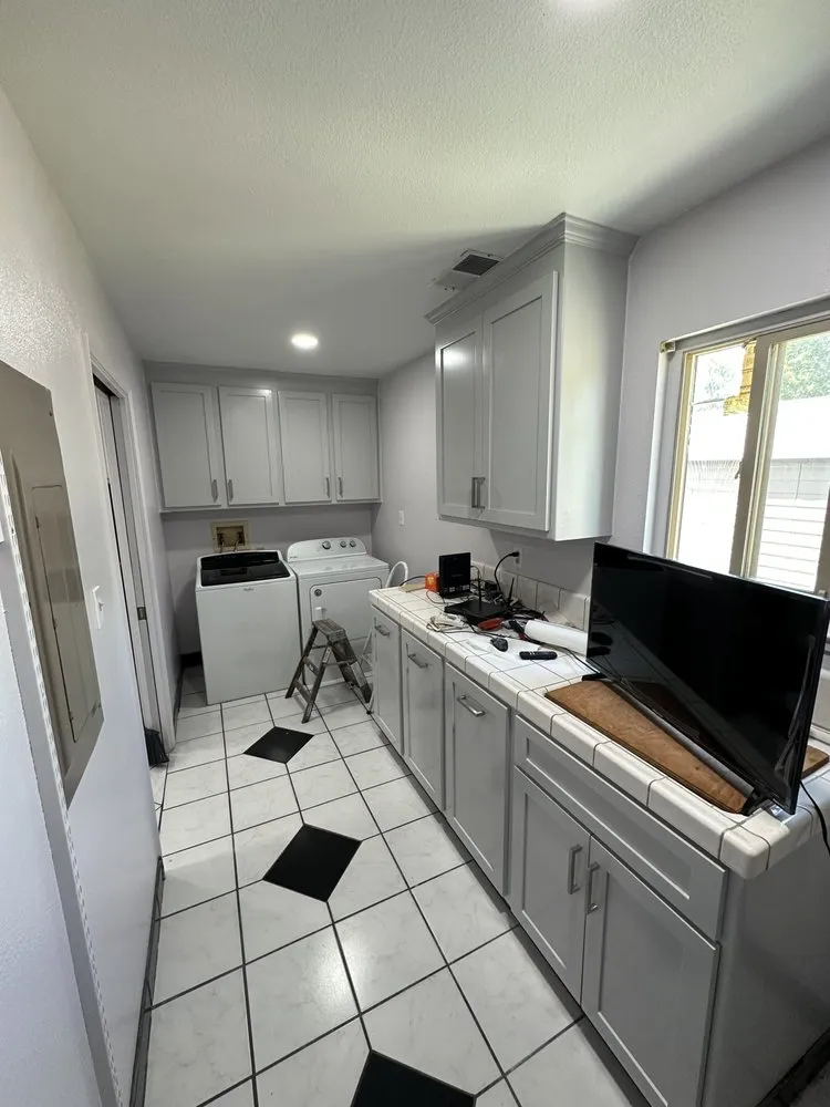 Slide of Tuff Workers