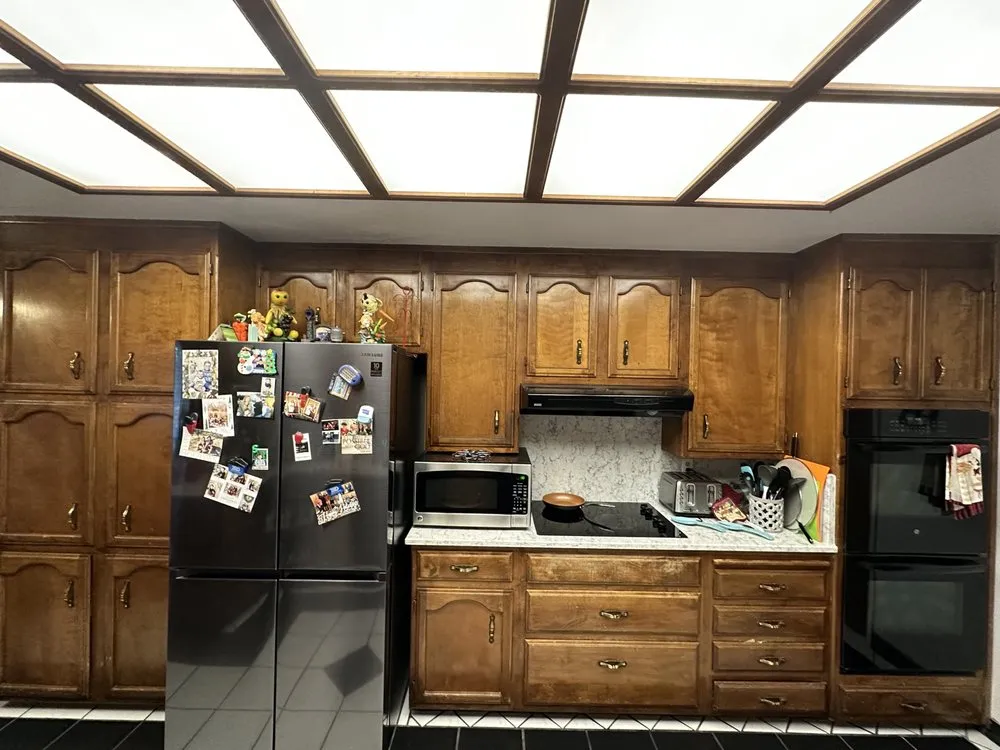 Slide of Tuff Workers