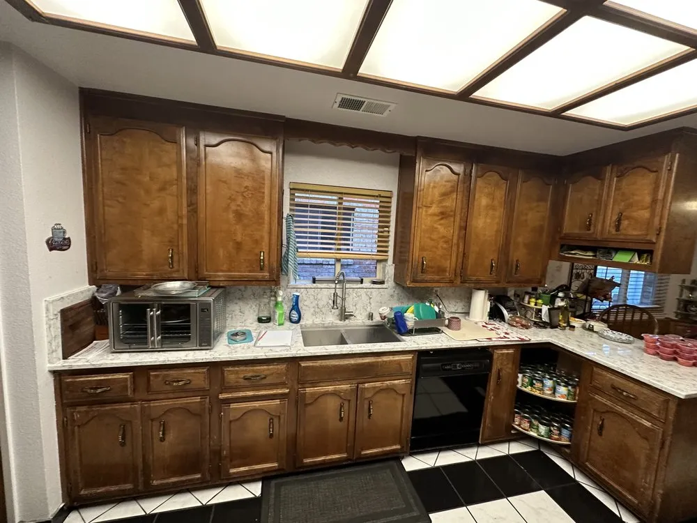 Slide of Tuff Workers