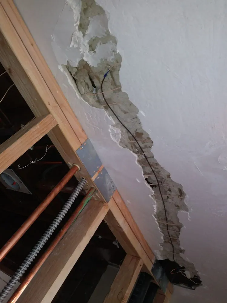 Professional electrician providing wiring installation in , 