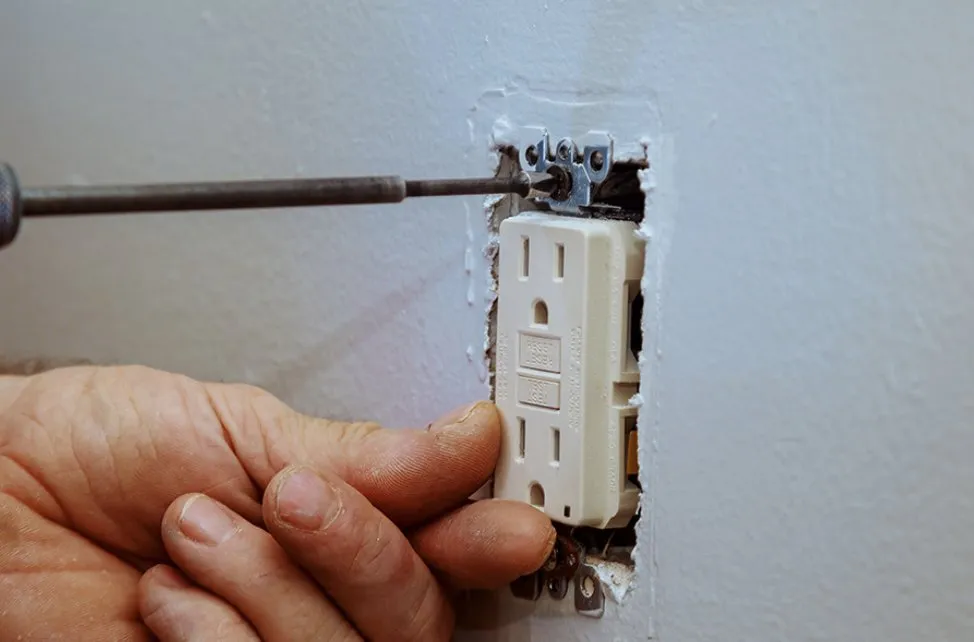 Slide of Turbo Flash Electric