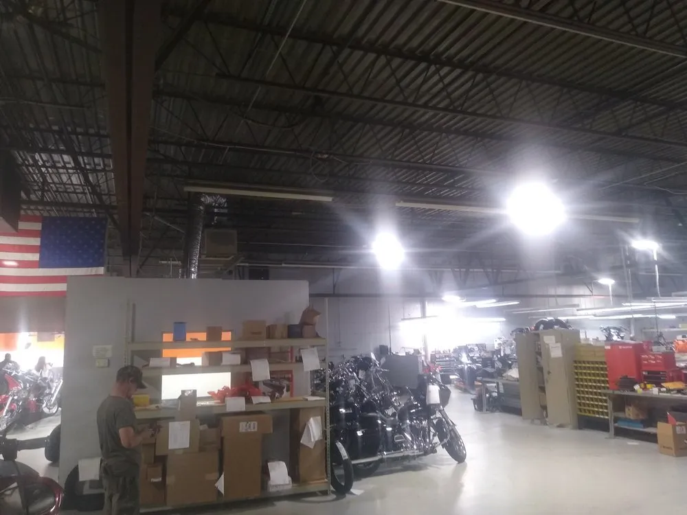 Affordable electrician providing wiring installation in , 