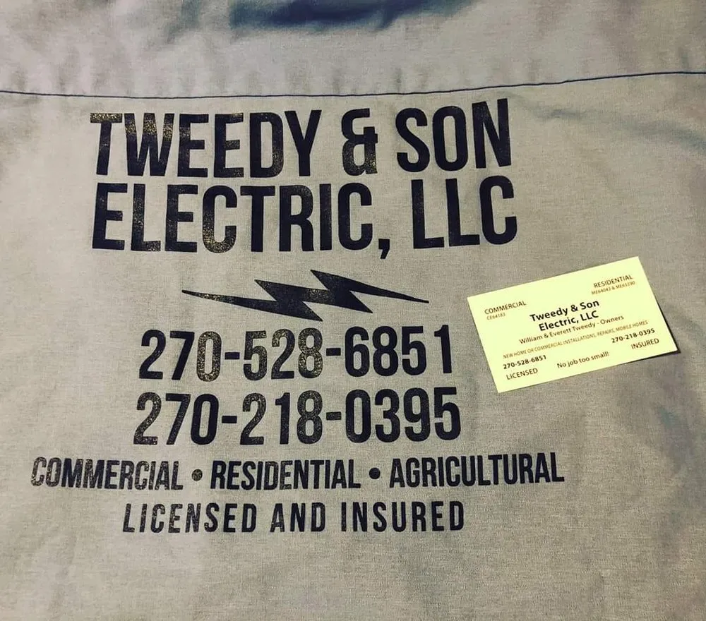 Expert electrician providing circuit breaker repair in Hardyville, KY - Tweedy & Son Electric