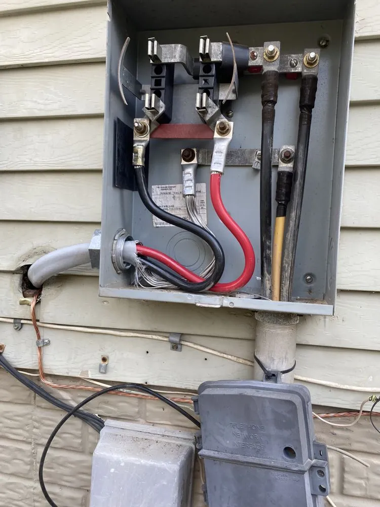 Slide of Twin Electrical Services