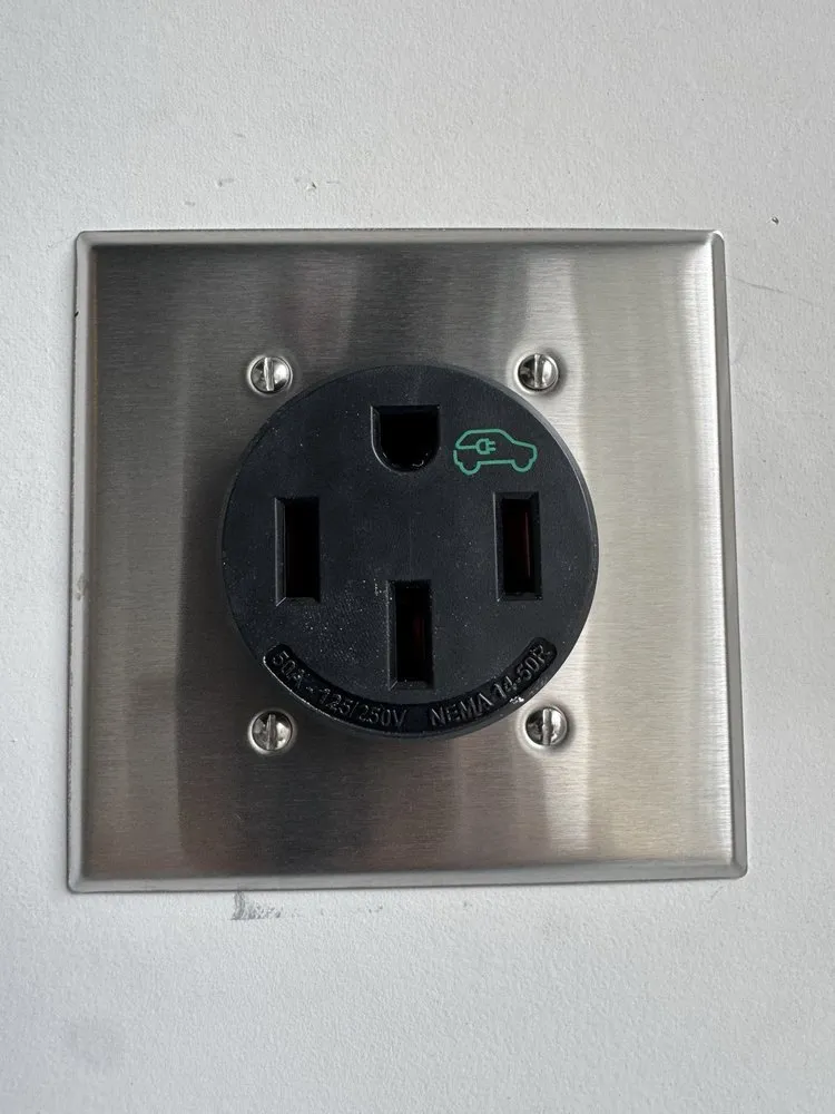 Slide of Twin Electrical Services