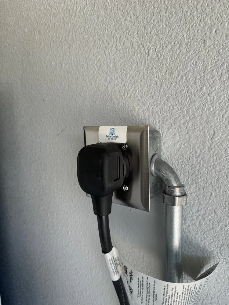 Trusted emergency electrical service in ,  by Twins Electric