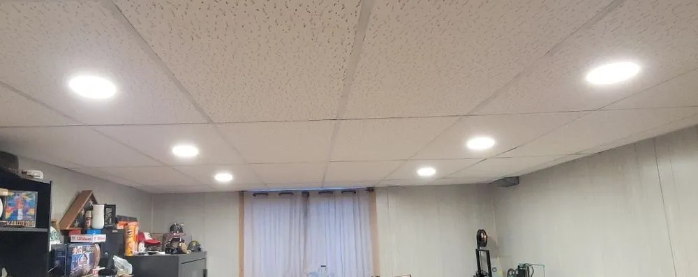 Licensed electrical service for homes in circuit breaker repair, by