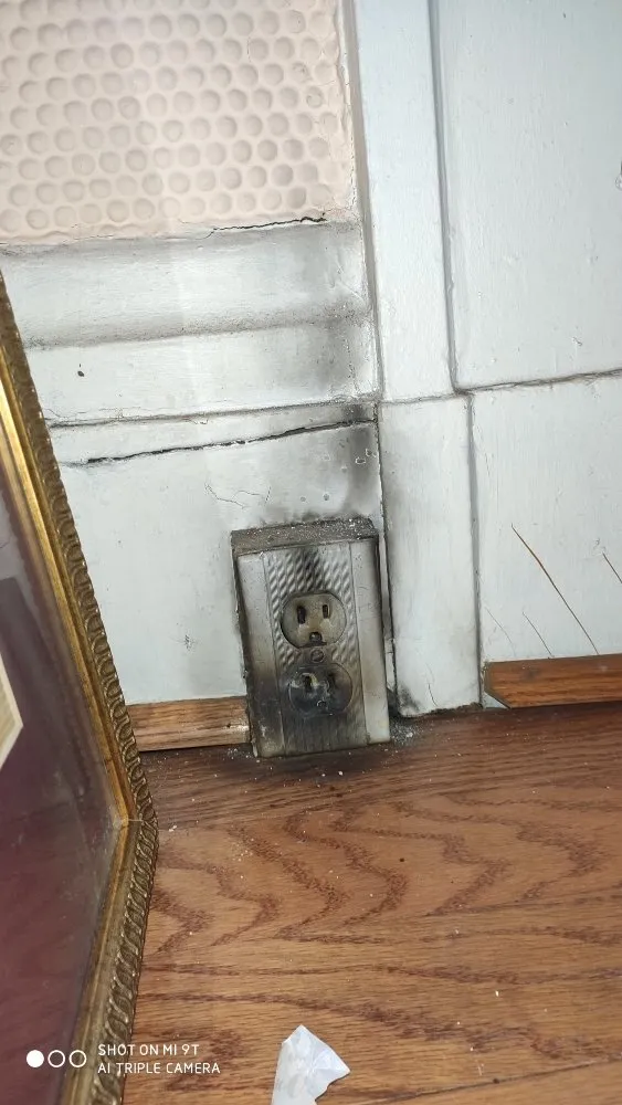 Slide of Tyger Electric