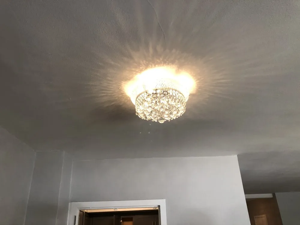 Slide of Tyron Electric