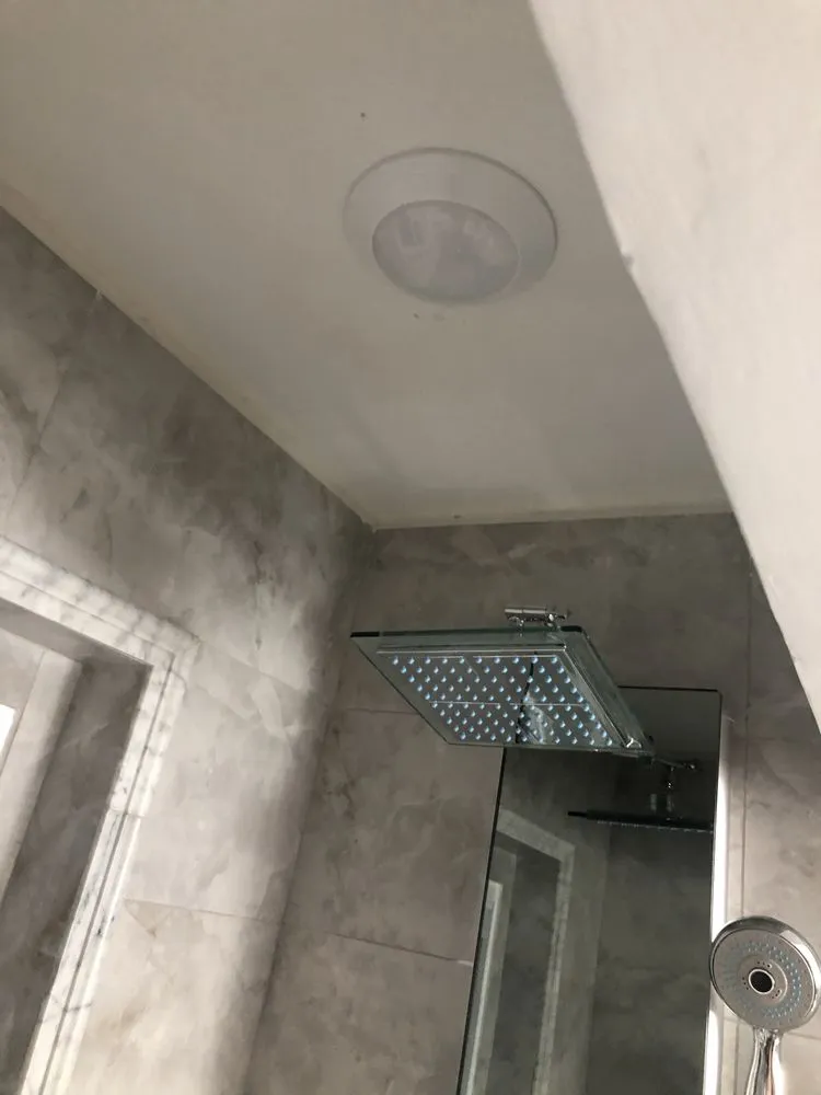 Slide of Tyron Electric