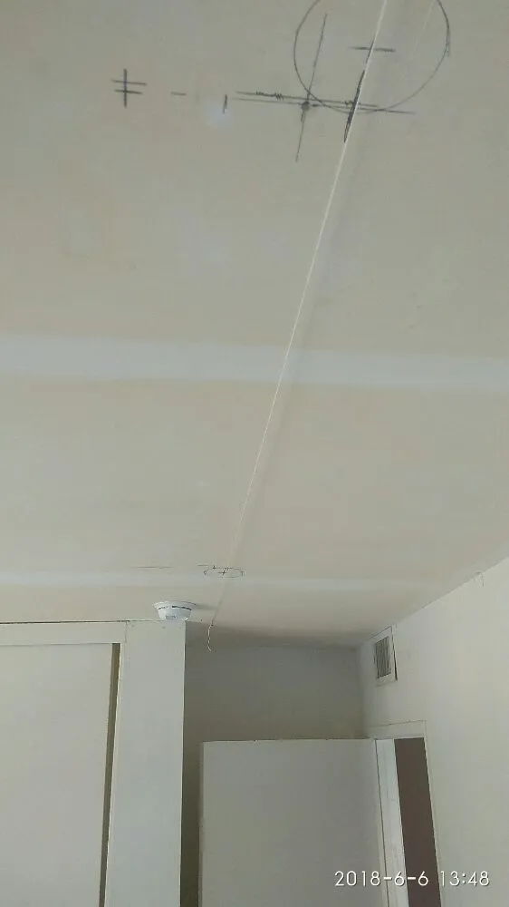 Reliable electrician providing outlet and switch repair in Reseda, CA - Tyrone David Tanoff Electric