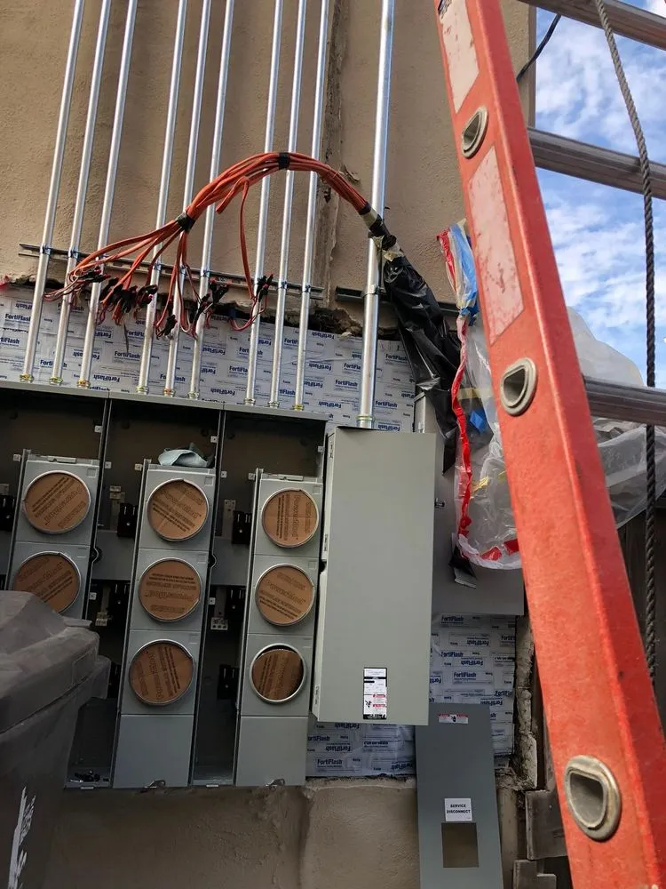 Licensed emergency electrical service experts serving ,  - UG Bay Electric