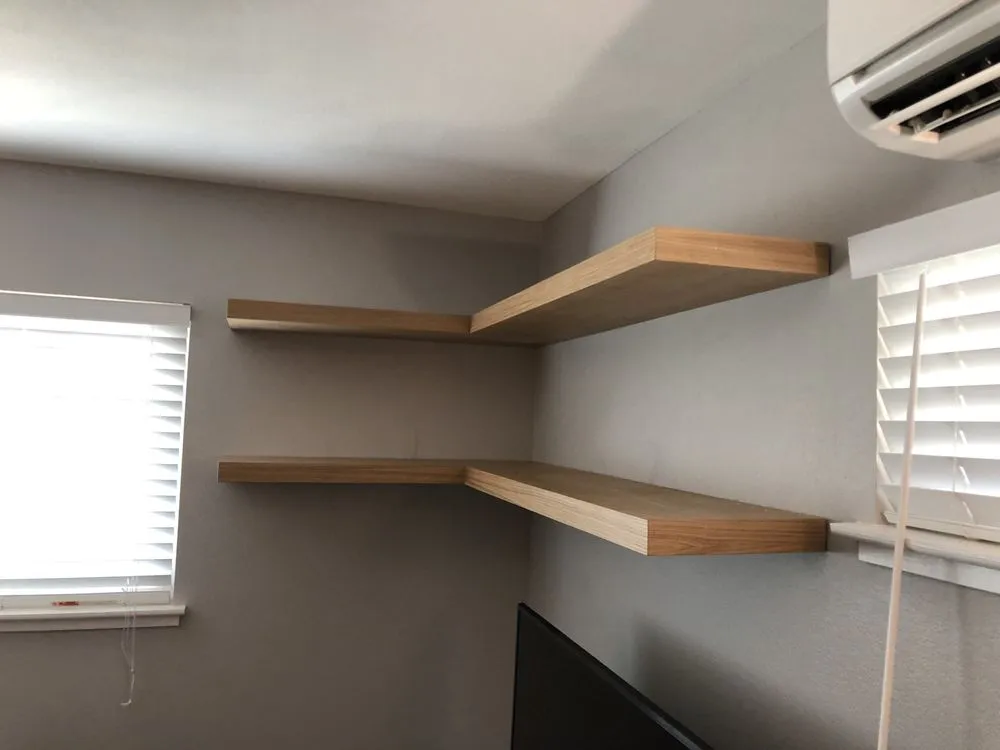 Slide of UK Handyman