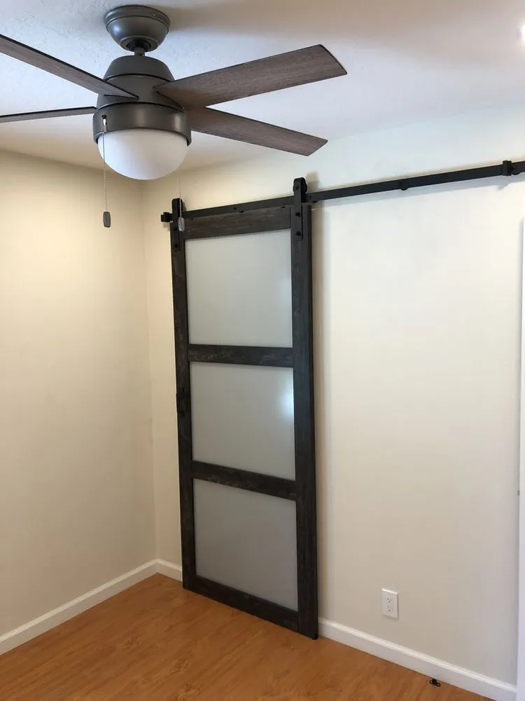 Slide of UK Handyman