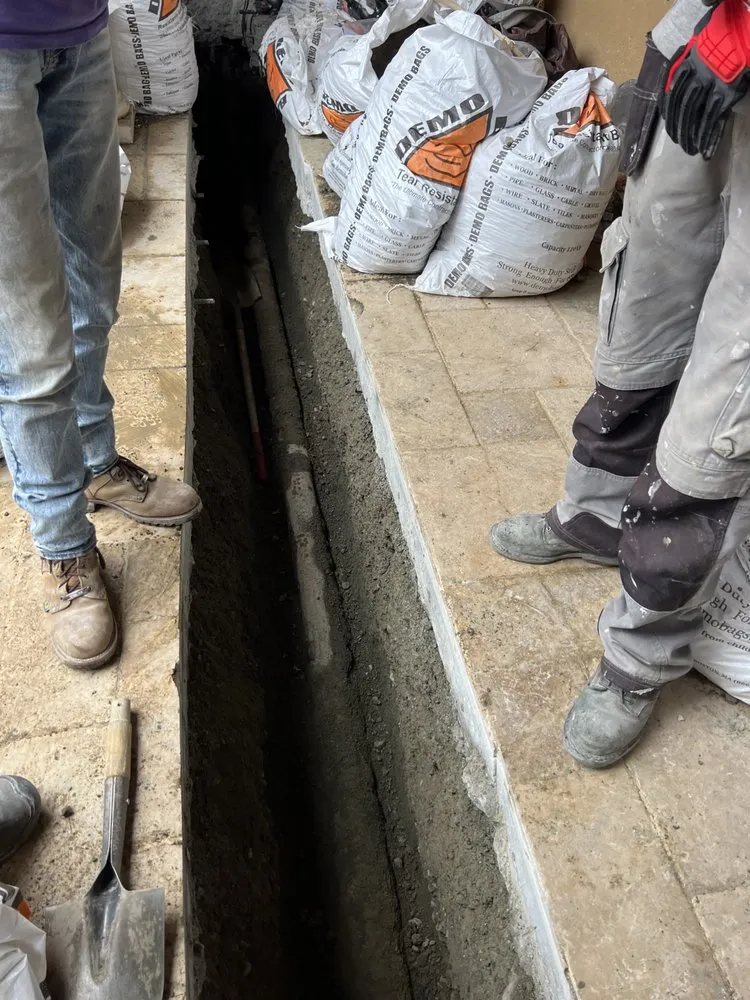 Slide of UK Handyman