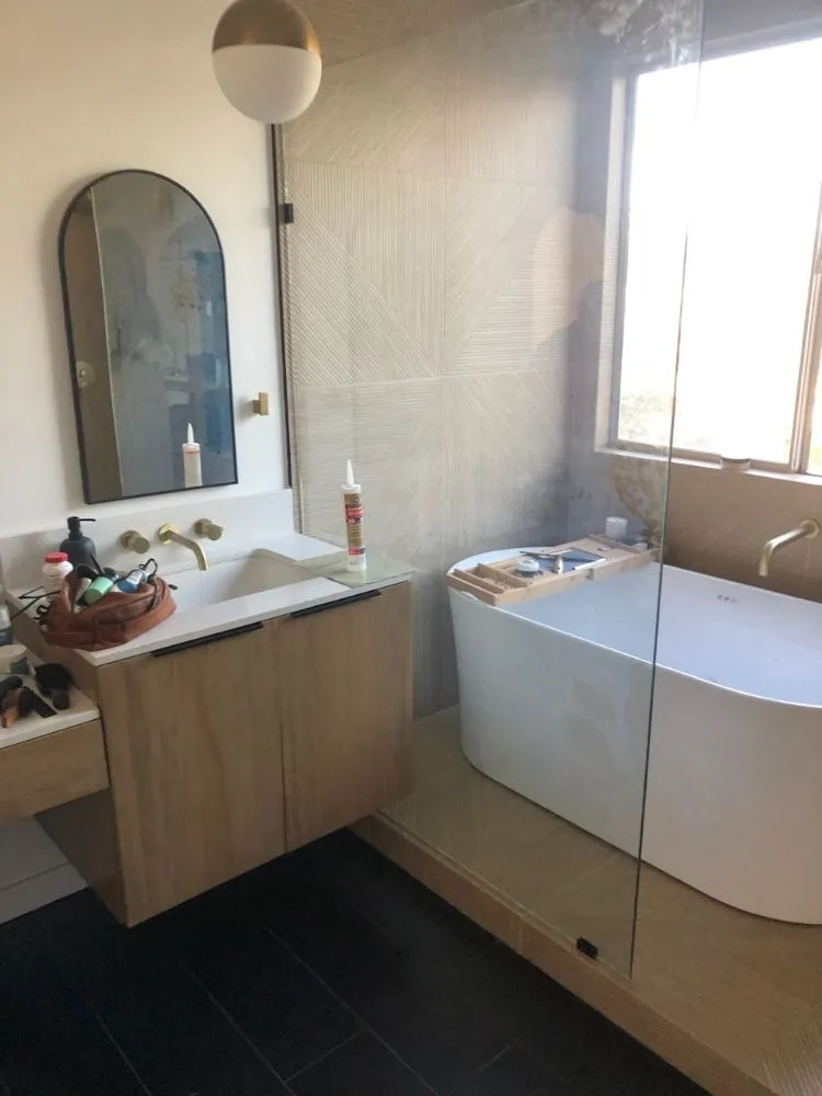 Slide of Ukrainian Handyman Service