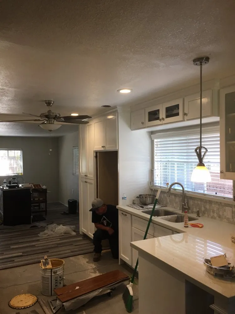 Slide of Ulloa Electrical Services