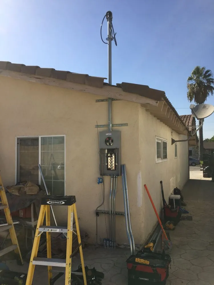 Emergency circuit breaker repair experts serving , - Ulloa Electrical Services