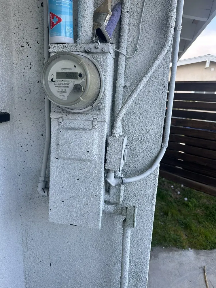 Slide of Ulloa Electrical Services