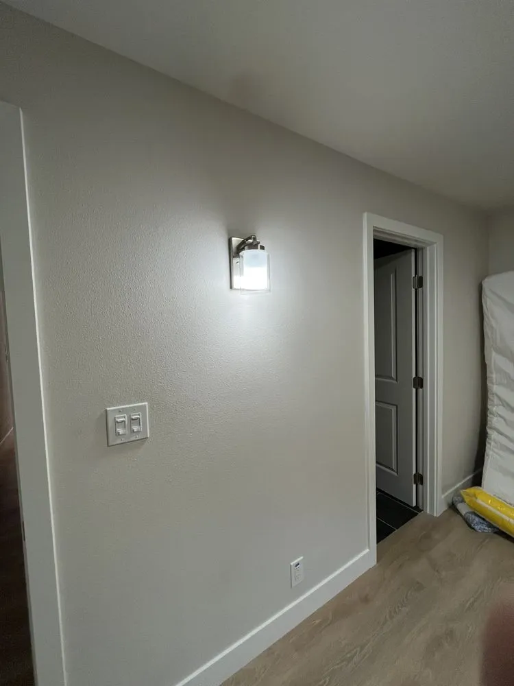 Reliable electrician providing lighting installation in Tacoma, WA - Ultimate Electric