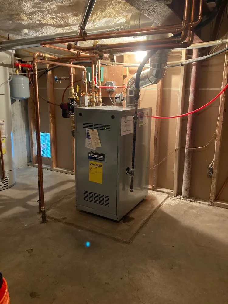 Emergency electrical service for homes in circuit breaker repair,  by 