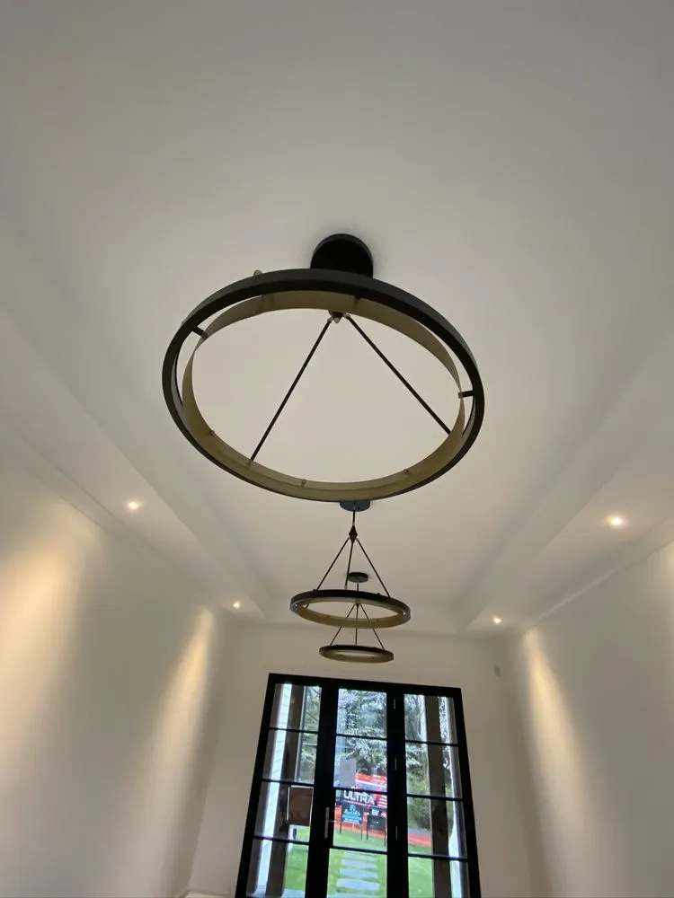 Slide of Ultra Lighting