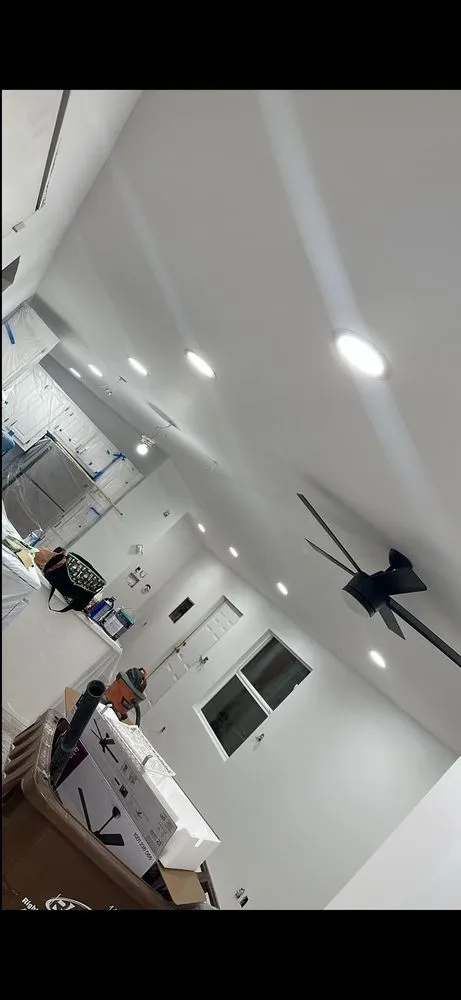 Slide of UM Lukis Electric