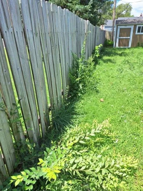 Slide of Uncles Handyman Service