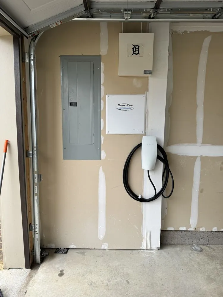 Slide of Under Dogs Electric