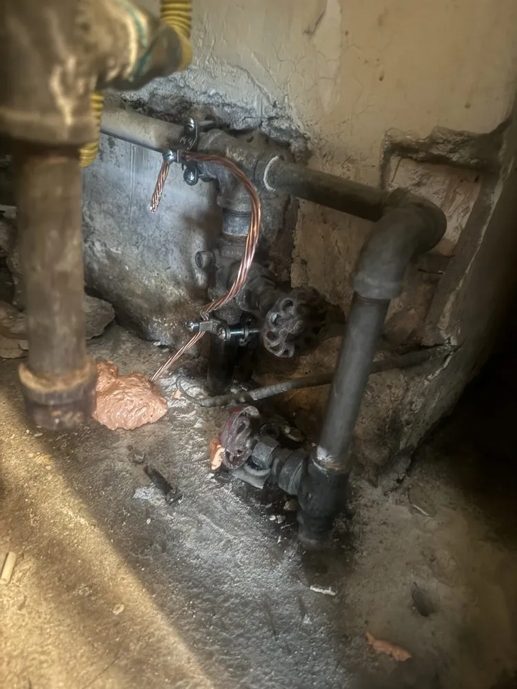 Slide of Under Dogs Electric