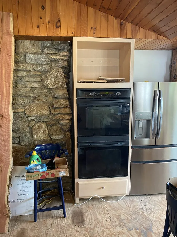 Slide of Underdog Electric