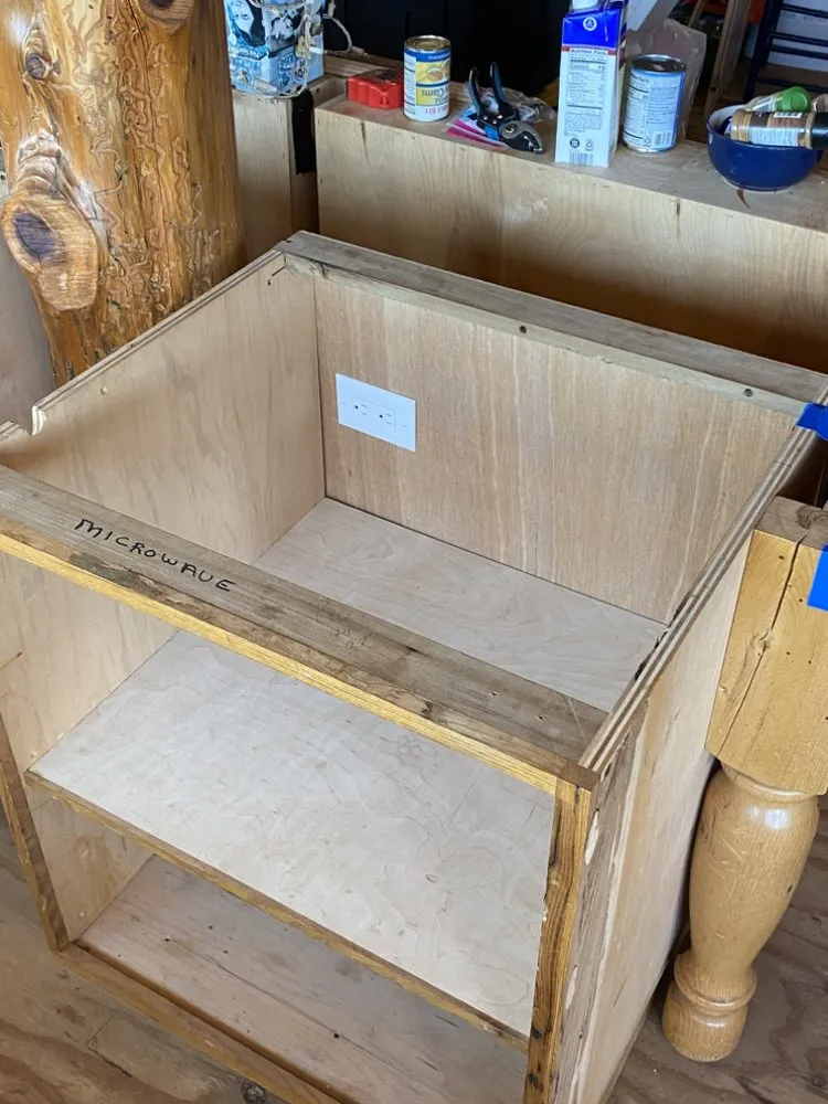 Slide of Underdog Electric