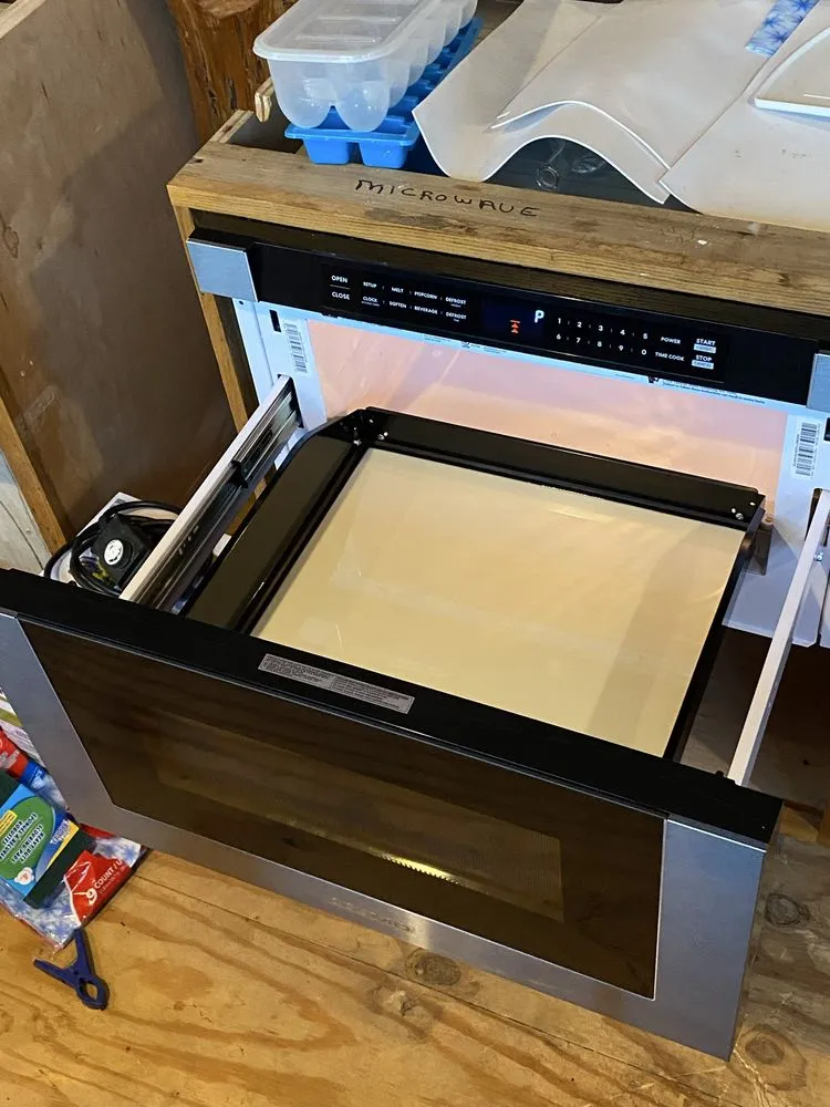 Slide of Underdog Electric