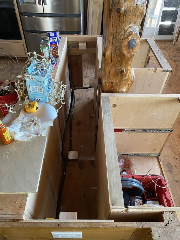 Slide of Underdog Electric