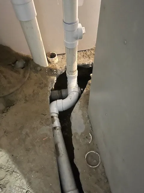 Certified electrician providing wiring installation in , 