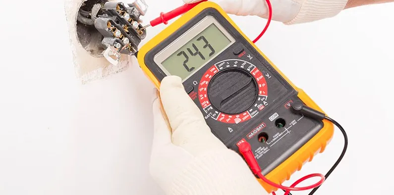 Slide of Unique Electric Services