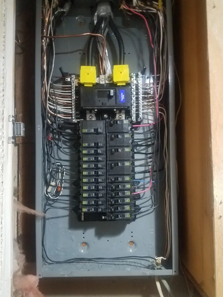 Slide of Unitas Electrical Services