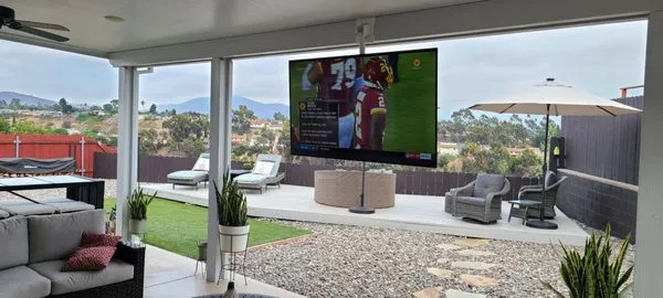 United Electric Logo