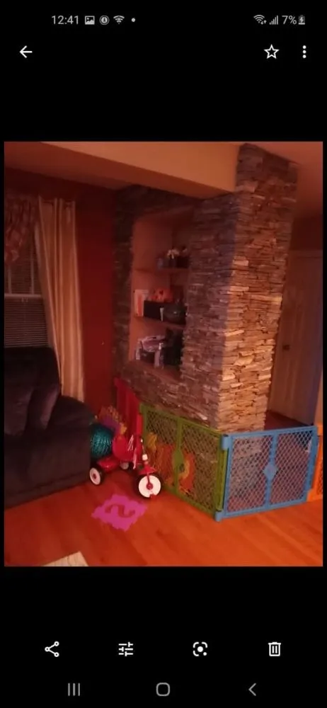 Slide of United Electrical Service