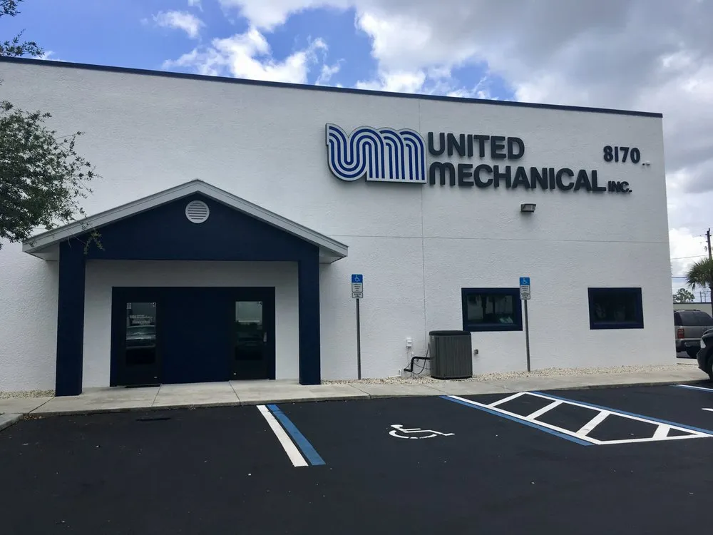 Trusted electrician providing lighting installation in , 