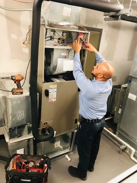 Expert emergency electrical service in ,  by United States Heating & Air Conditioning