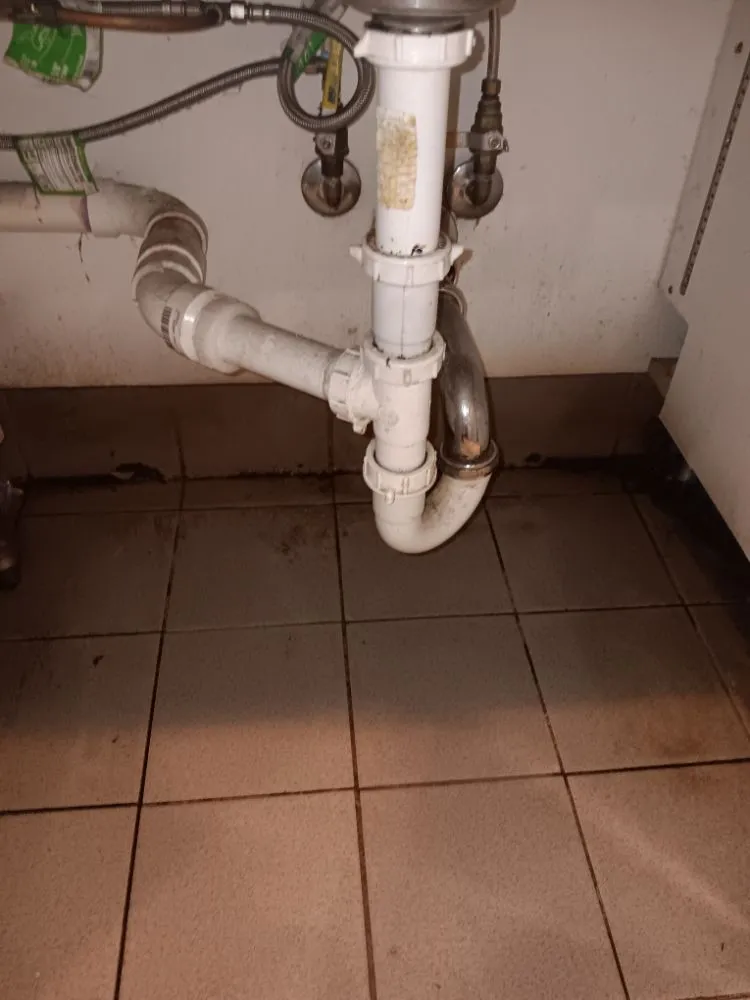 Slide of Universal Construction Services