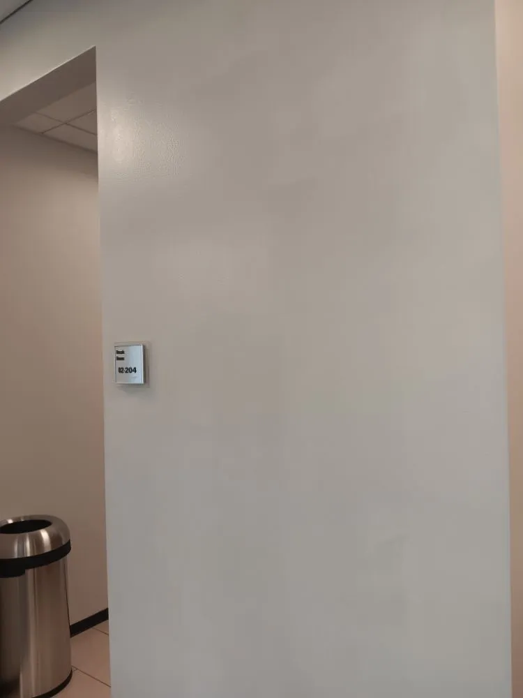 Professional electrician providing emergency electrical service in , 