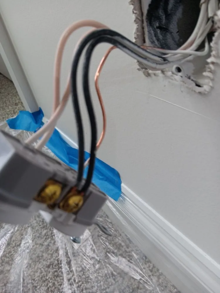 Slide of Universal Construction Services