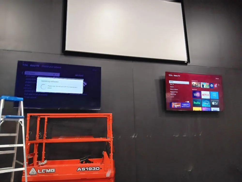 Slide of Universal Construction Services